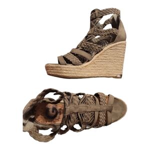 G by Guess Like New Madison Wedge Sandal Size 8